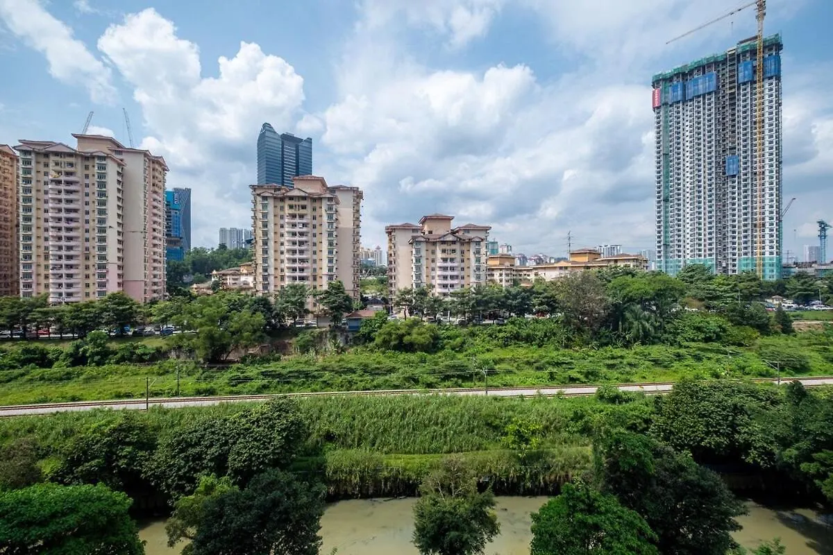 Lägenhet Kids Friendly Homestay At Riana Dutamas Kuala Lumpur