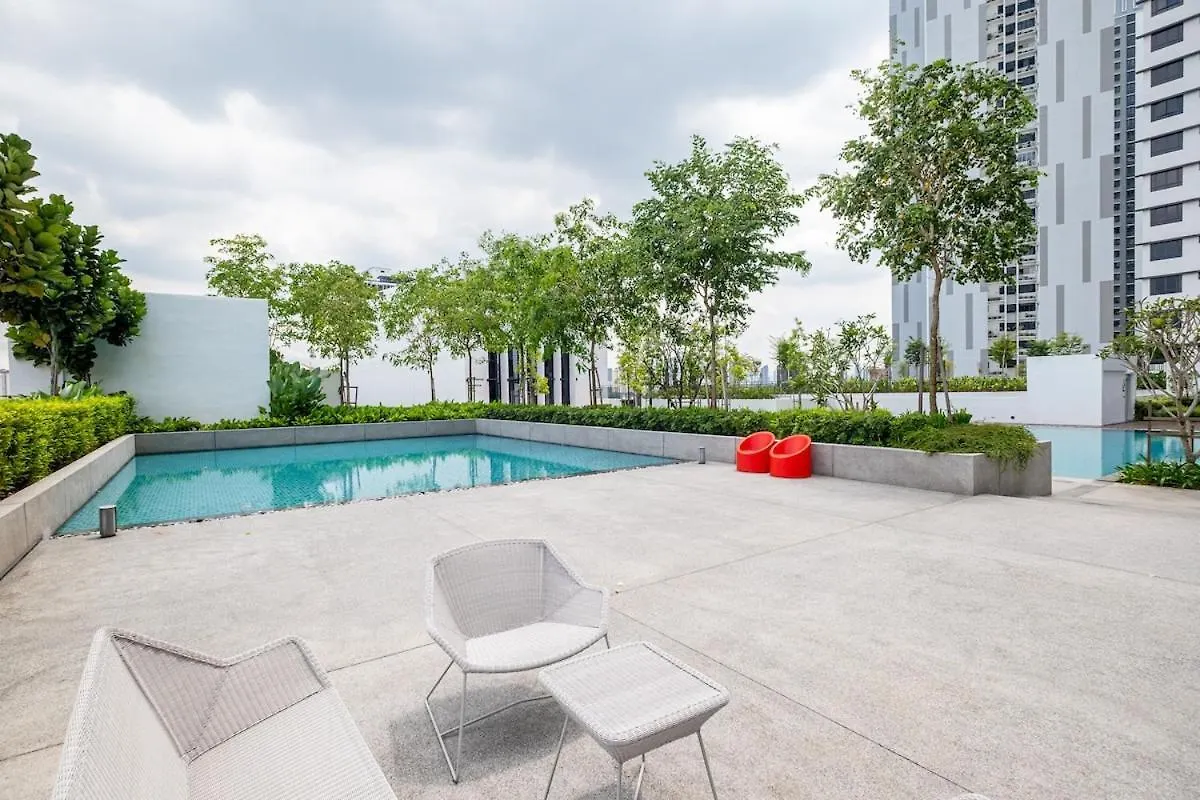 Kids Friendly Homestay At Riana Dutamas Kuala Lumpur 0*,